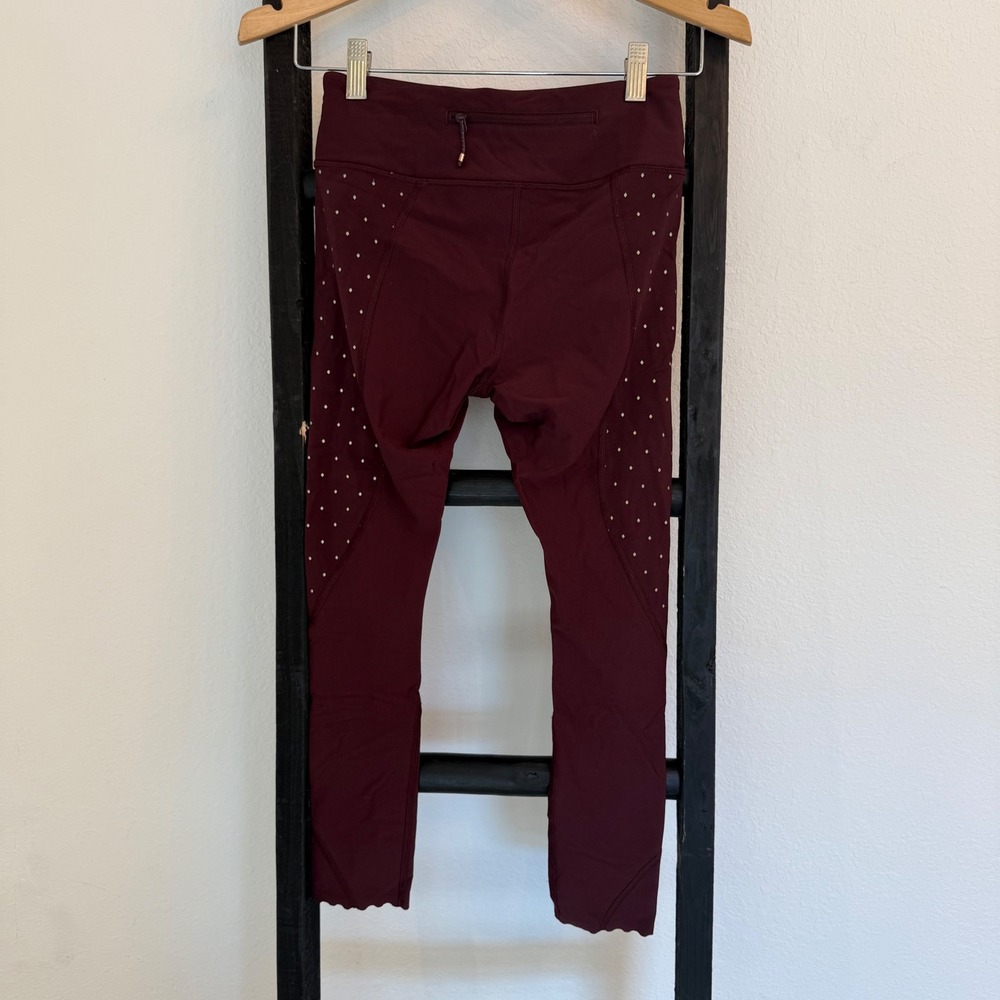 Lululemon Speed Tight‎ Leggings Burgundy Reflective Scalloped Hem Size 4 - Picture 4 of 7